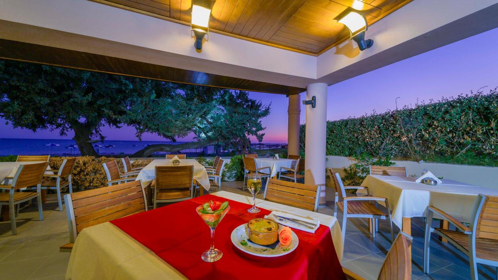 Amaryllis Front Beach Hotel Лардос Екстериор снимка